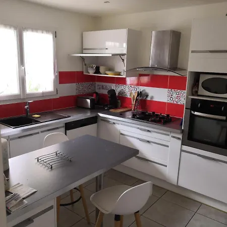 Spacieux, Lit, Reactif, Proche Montagne Mer, Lumineux, Bien Equipe, Agreable, Chambre, Micro Maison Et Maison, Bien Regarder Daire Perpignan