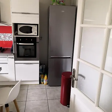 Spacieux, Lit, Reactif, Proche Montagne Mer, Lumineux, Bien Equipe, Agreable, Chambre, Micro Maison Et Maison, Bien Regarder