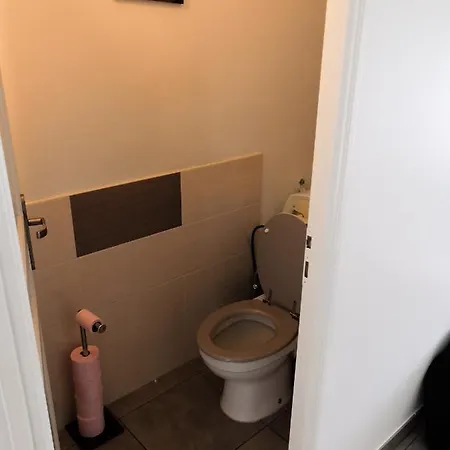 Daire Spacieux, Lit, Reactif, Proche Montagne Mer, Lumineux, Bien Equipe, Agreable, Chambre, Micro Maison Et Maison, Bien Regarder Perpignan